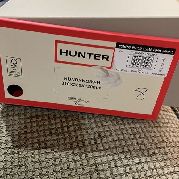 Hunter Bloom Algae Foam sandals (sz 8) - Picture 6 of 7